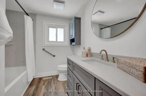 693 Waverly Street N Oshawa ON L1J 6C1