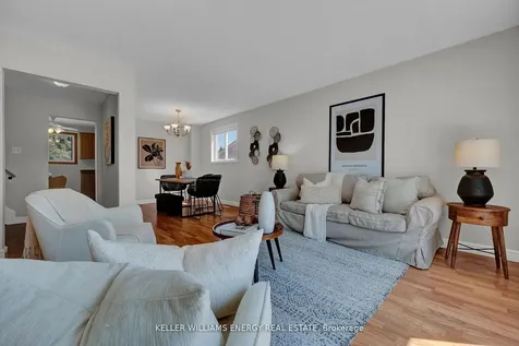 693 Waverly Street N Oshawa ON L1J 6C1