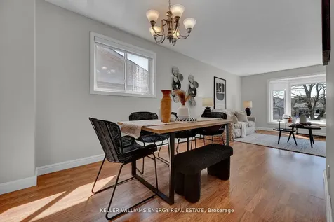693 Waverly Street N Oshawa ON L1J 6C1