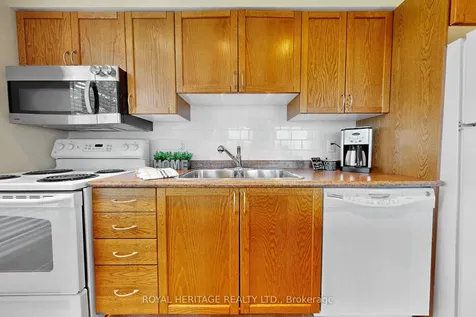 340 Watson Street W Whitby ON L1N 9G1
