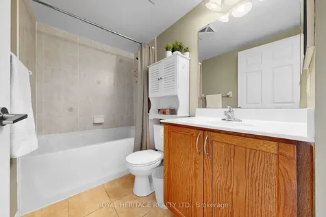 340 Watson Street W Whitby ON L1N 9G1