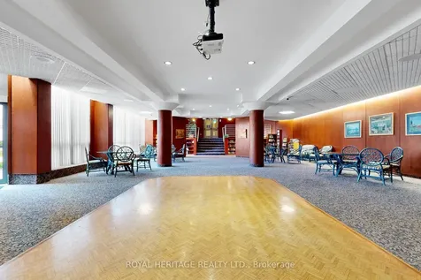 340 Watson Street W Whitby ON L1N 9G1