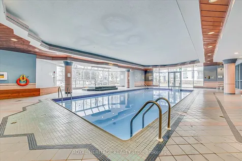 340 Watson Street W Whitby ON L1N 9G1