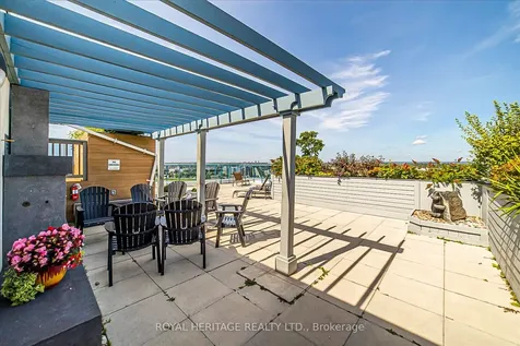 340 Watson Street W Whitby ON L1N 9G1