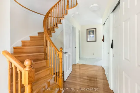 1518 Woodruff Crescent Pickering ON L1V 3S6