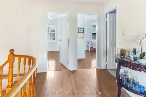 1518 Woodruff Crescent Pickering ON L1V 3S6