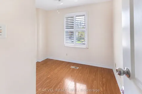 1518 Woodruff Crescent Pickering ON L1V 3S6
