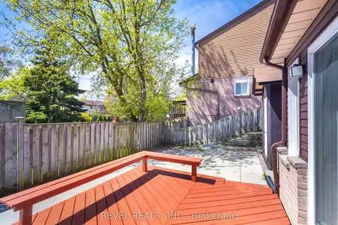 1518 Woodruff Crescent Pickering ON L1V 3S6