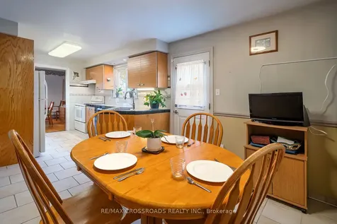 164 Glen Springs Drive Toronto ON M1W 1X8
