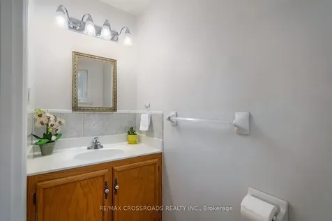 164 Glen Springs Drive Toronto ON M1W 1X8