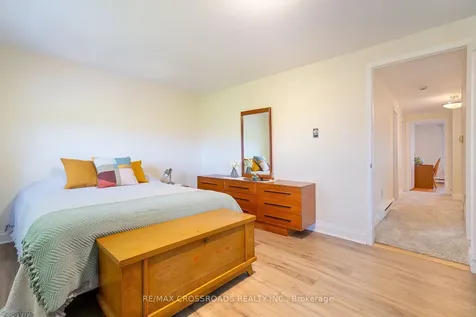 164 Glen Springs Drive Toronto ON M1W 1X8