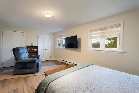 164 Glen Springs Drive Toronto ON M1W 1X8