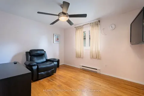 164 Glen Springs Drive Toronto ON M1W 1X8