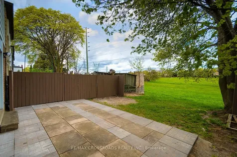 164 Glen Springs Drive Toronto ON M1W 1X8