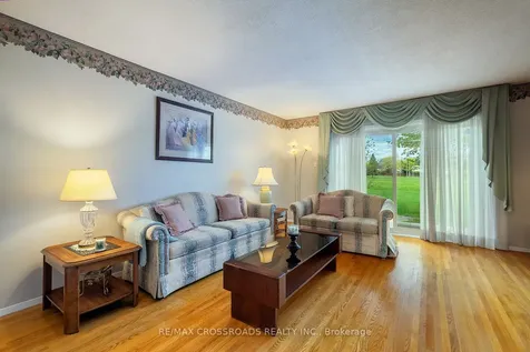 164 Glen Springs Drive Toronto ON M1W 1X8