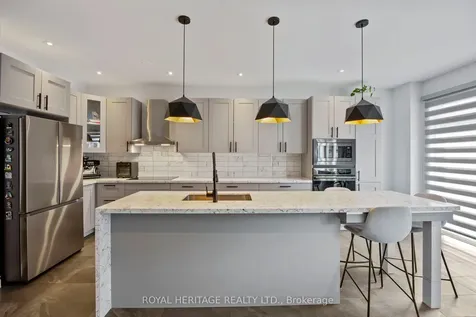 1531 Elmsley Drive Pickering ON L1X 0B5
