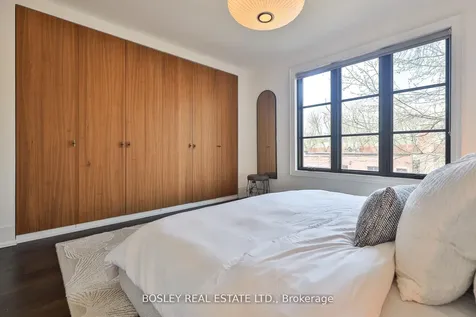 114 Ivy Avenue Toronto ON M4L 2H7