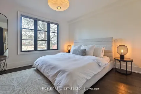 114 Ivy Avenue Toronto ON M4L 2H7