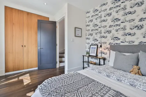 114 Ivy Avenue Toronto ON M4L 2H7