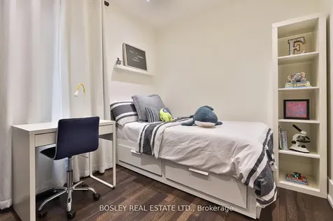 114 Ivy Avenue Toronto ON M4L 2H7