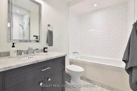 114 Ivy Avenue Toronto ON M4L 2H7