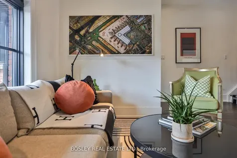 114 Ivy Avenue Toronto ON M4L 2H7