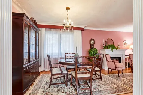 21 Regency Square Toronto ON M1E 1N4