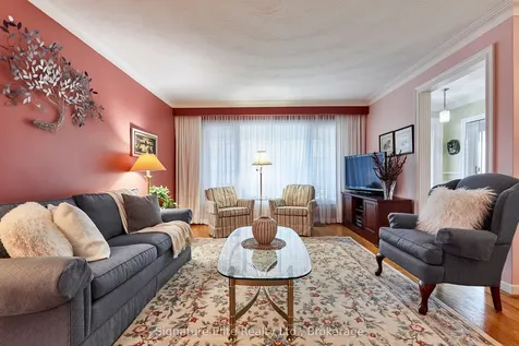 21 Regency Square Toronto ON M1E 1N4