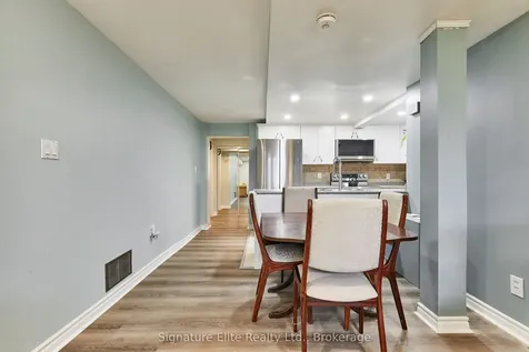 21 Regency Square Toronto ON M1E 1N4