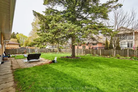 21 Regency Square Toronto ON M1E 1N4