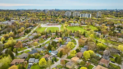 21 Regency Square Toronto ON M1E 1N4