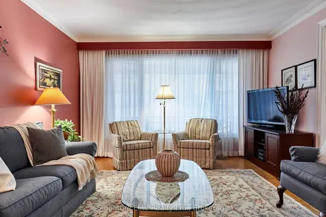 21 Regency Square Toronto ON M1E 1N4