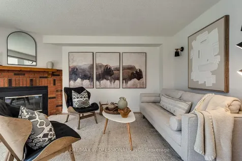 32 Heaver Drive Whitby ON L1N 8X2