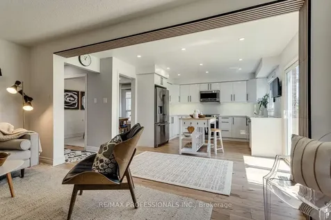 32 Heaver Drive Whitby ON L1N 8X2