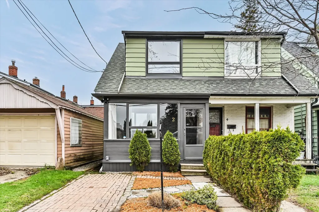 2 Newman Avenue Toronto ON M4C 5A4
