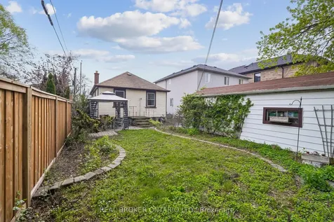 14 Plains Road Toronto ON M4J 2R1