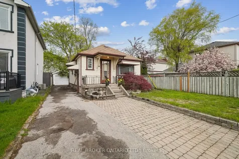 14 Plains Road Toronto ON M4J 2R1