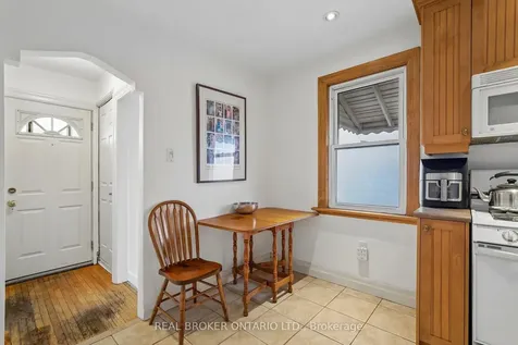 14 Plains Road Toronto ON M4J 2R1