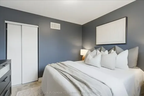 122 Robert Adams Drive Clarington ON L1E 2C4