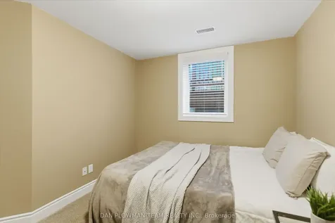 122 Robert Adams Drive Clarington ON L1E 2C4