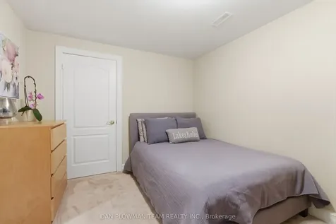 122 Robert Adams Drive Clarington ON L1E 2C4