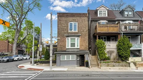 679 Woodbine Avenue Toronto ON M4E 2J3