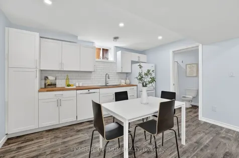 33 St Augustine Drive Whitby ON L1M 0L7