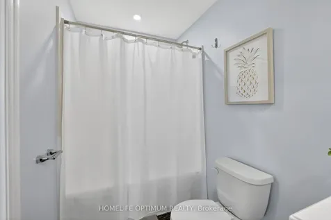 33 St Augustine Drive Whitby ON L1M 0L7