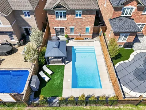 33 St Augustine Drive Whitby ON L1M 0L7