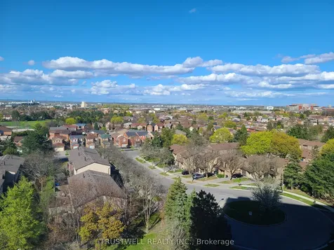 30 Thunder Grove Toronto ON M1V 4A3