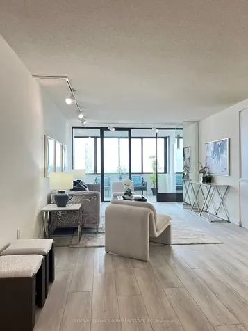 2330 Bridletowne Circle Toronto ON M1W 3P6