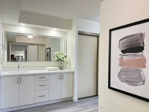 2330 Bridletowne Circle Toronto ON M1W 3P6