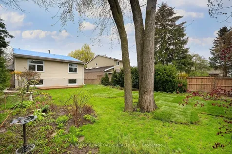 151 Goldhawk Trail Toronto ON M1V 1X1