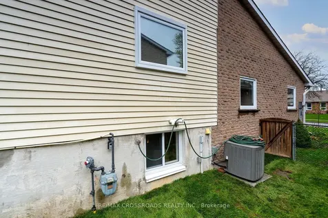 151 Goldhawk Trail Toronto ON M1V 1X1